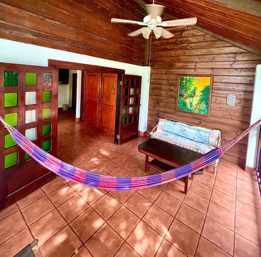 Rio Lindo Hotel Dominical Buitenkant foto